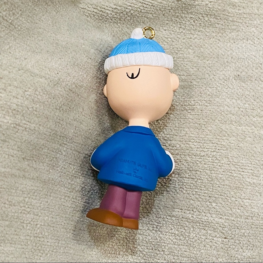 Charlie Brown PEANUTS Ornament Hallmark Keepsake Vintage Rare A Snoopy Christmas - Picture 3 of 8
